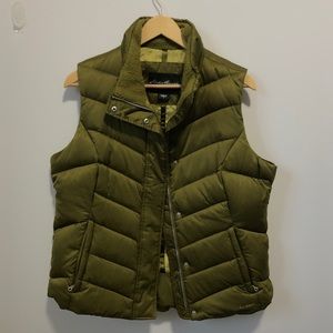 Eddie Bauer green insulated vest